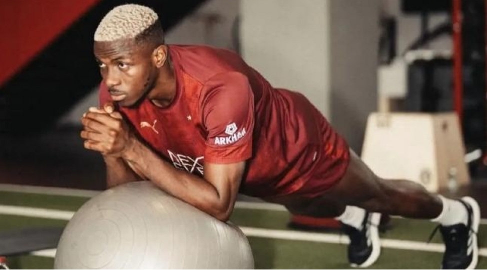 barselona-qalatasarayin-futbolchusunu-transfer-ede-biler