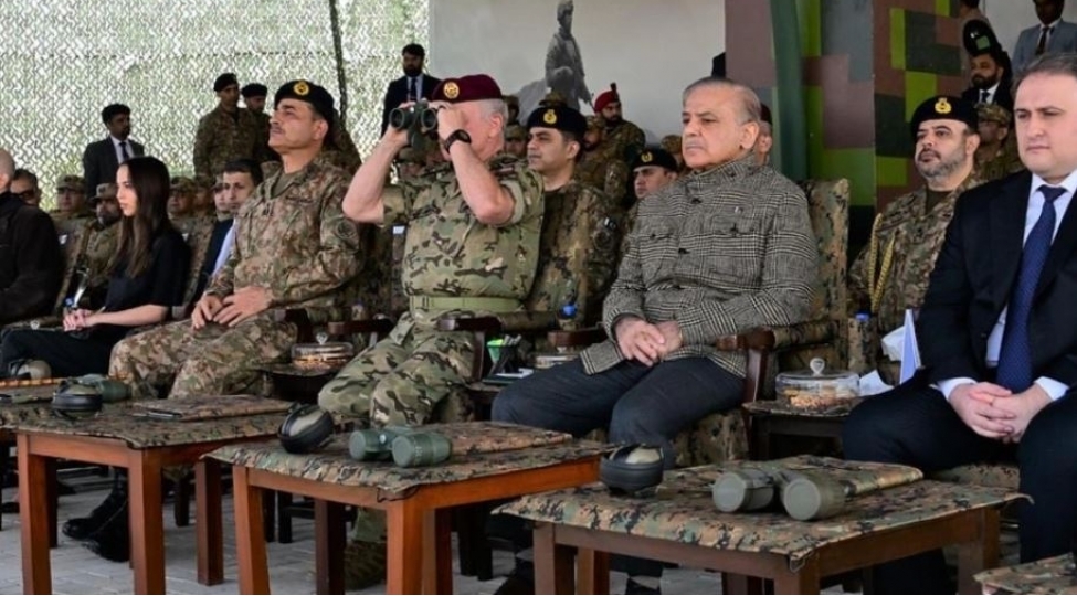 vuqar-mustafayev-pakistanda-herbi-telimi-izleyib