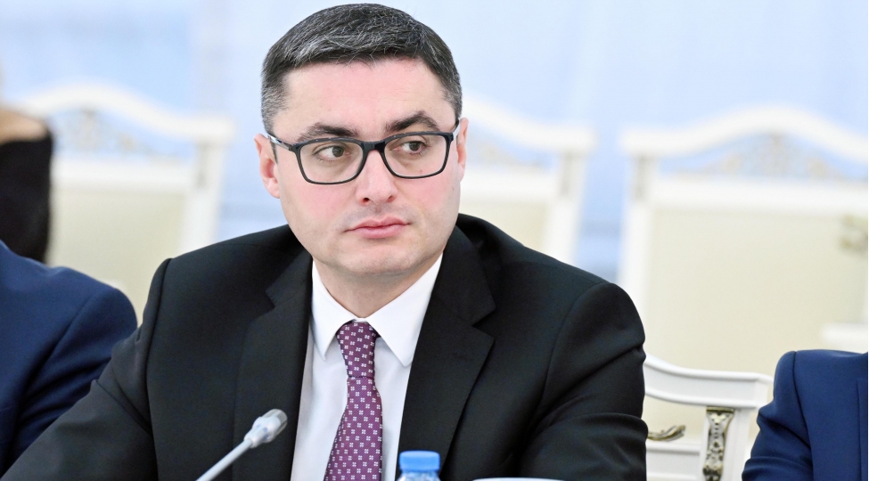 vetendashin-rifahi-diqqetde-sosial-odenishler-artir-xidmetler-reqemsallashir