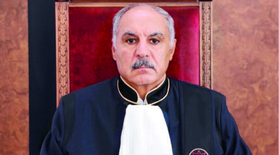 konstitusiya-ve-suverenlik-ili-huquqi-dovletin-ugurlarini-numayish-etdirir