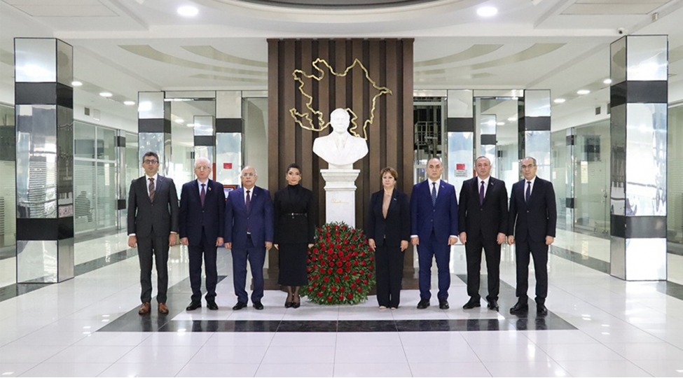 azerbaycan-universiteti-ile-elm-ve-tehsil-komitesi-birge-tedbir-kechirdi