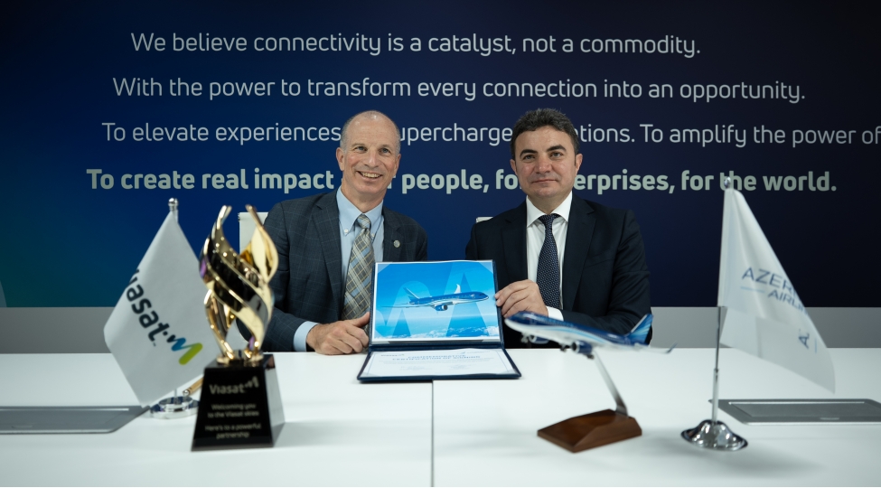 azal-ve-viasat-teyyarelerin-yukseksuretli-internetle-techiz-edilmesine-dair-sazish-imzalayib