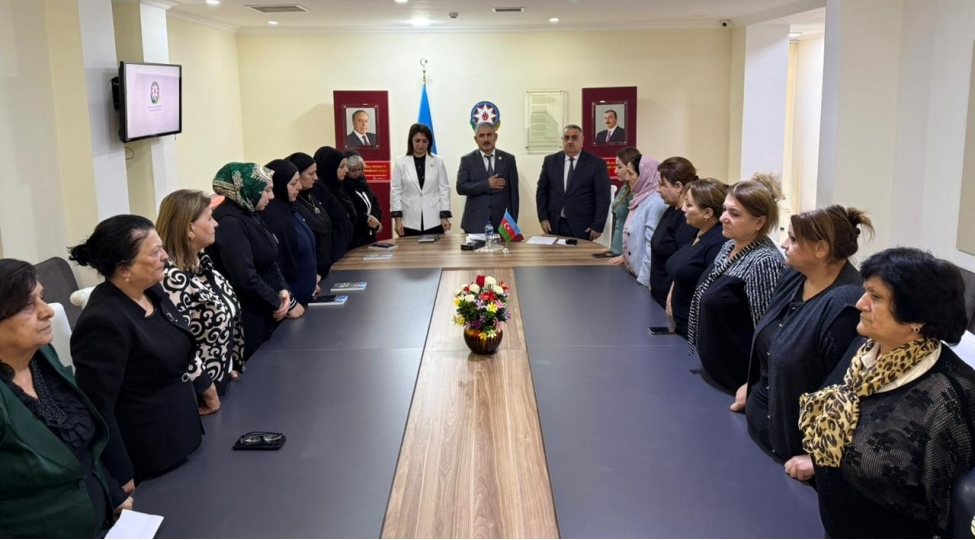 azerbaycan-qehreman-ve-ishguzar-qadinlar-yurdudur