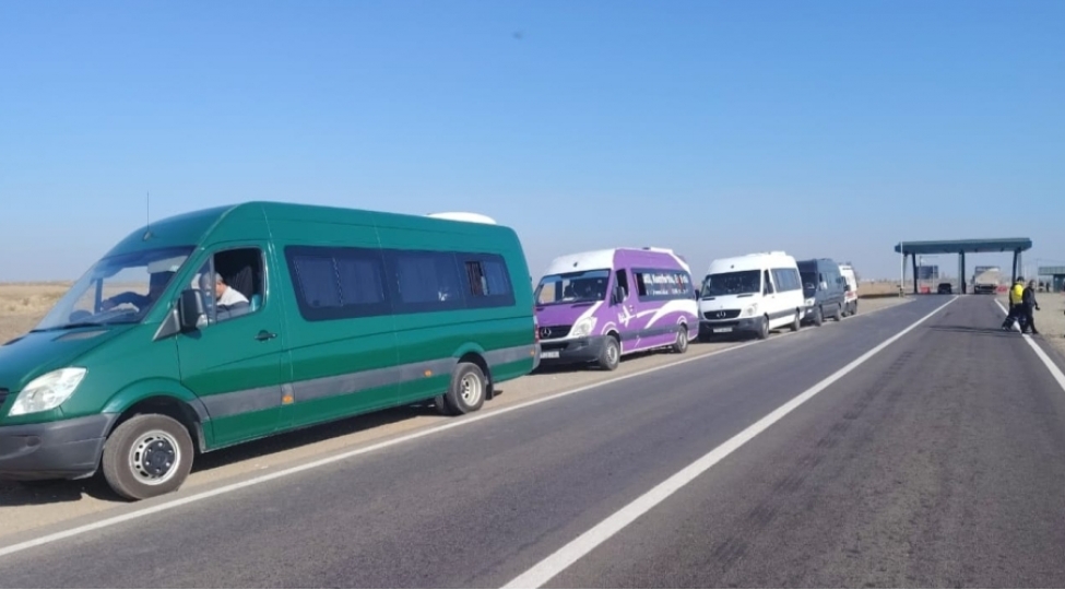 bu-gun-xocavendin-qirmizi-bazar-qesebesi-ve-sos-kendine-41-aile-yola-salinib