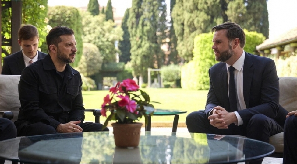 zelenski-ile-vens-arasinda-telefon-danishigi-olub