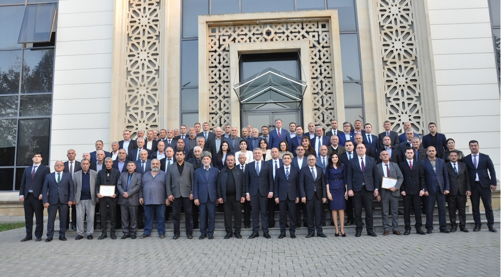 bilesuvarda-yap-in-tesis-edilmesinin-33-cu-ildonumune-hesr-olunmush-konfrans-kechirilib