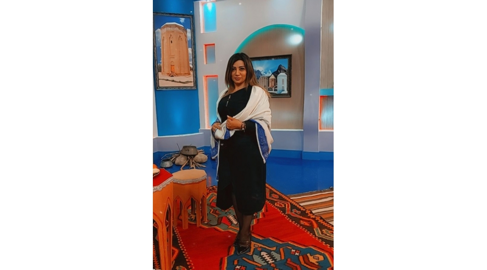 kelagayinin-ucu-sari