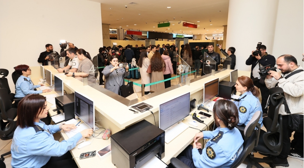 hava-neqliyyatinda-bash-gomruk-idaresinde-gomruk-ishi-nece-teshkil-edilib