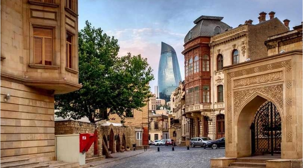 icherisheher-dovlet-tarix-memarliq-qorugu-idaresi-beynelxalq-simpoziumda-temsil-olunub