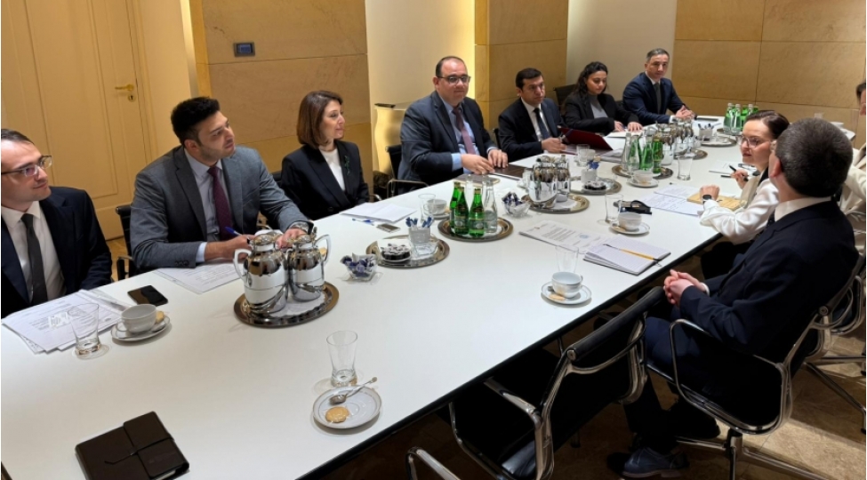 azerbaycanla-polsha-arasinda-konsulluq-meslehetleshmeleri-kechirilib