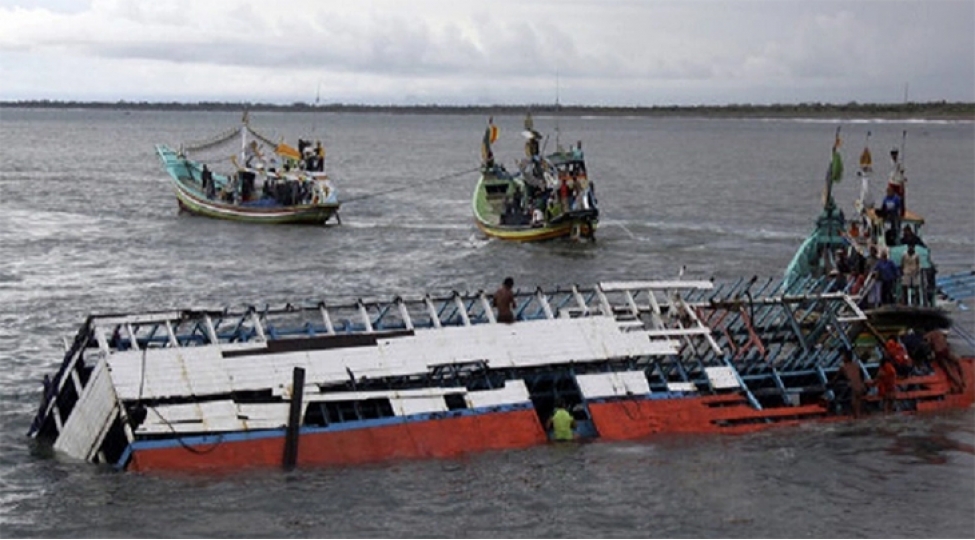 konqoda-qayiq-qezasi-neticesinde-onlarla-insan-olub