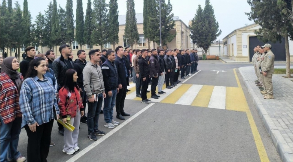 daha-48-ishsiz-shexs-anama-ile-birge-teshkil-olunmush-peshe-hazirligi-kursuna-celb-edilib