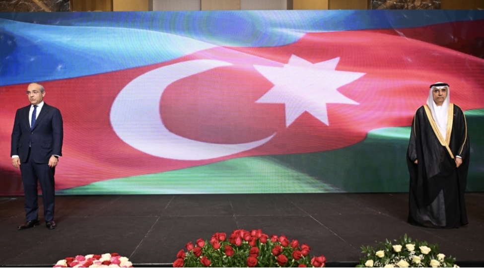 bakida-birleshmish-ereb-emirliklerinin-musteqillik-gunu-qeyd-olunub