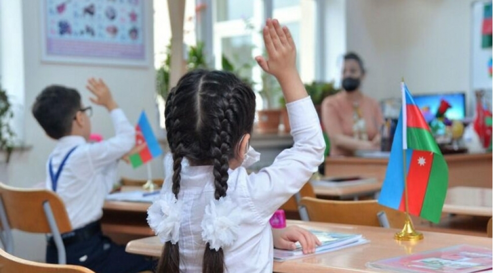 ara-tetiller-ushaqlarin-akademik-ve-psixoloji-adaptasiyasina-nece-tesir-edir