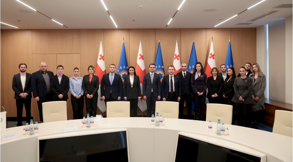 yap-gencler-birliyinin-numayende-heyeti-gurcustanda-seferde-olub-foto