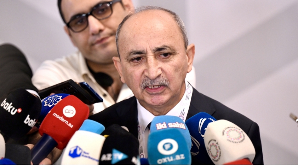 eziz-elekberov-sulhun-ilk-addimi-kimi-qerbi-azerbaycandaki-medeni-irsin-berpasinin-gundeme-getirilmesi-vacibdir