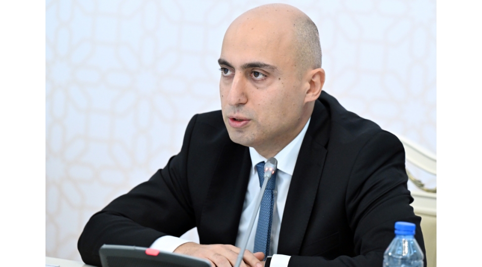 enenevi-azerbaycan-muelliminin-sinif-otagindaki-davranishi-ile-bugunku-muellim-arasinda-kifayet-qeder-ferqler-var