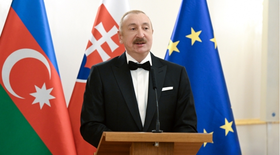 prezident-slovakiyadan-minatemizleme-uchun-aldigimiz-xususi-avadanliq-insan-heyatini-xilas-etmeye-imkan-yaradir