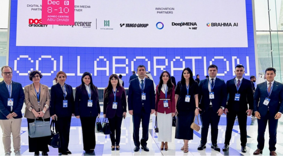 numayende-heyetimiz-bridge-media-ve-mezmun-senayesi-sammitinde-ishtirak-edir