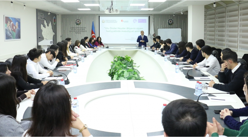 iitkm-de-ulu-onder-heyder-eliyevin-anim-gunune-hesr-olunmush-seminar-kechirilib