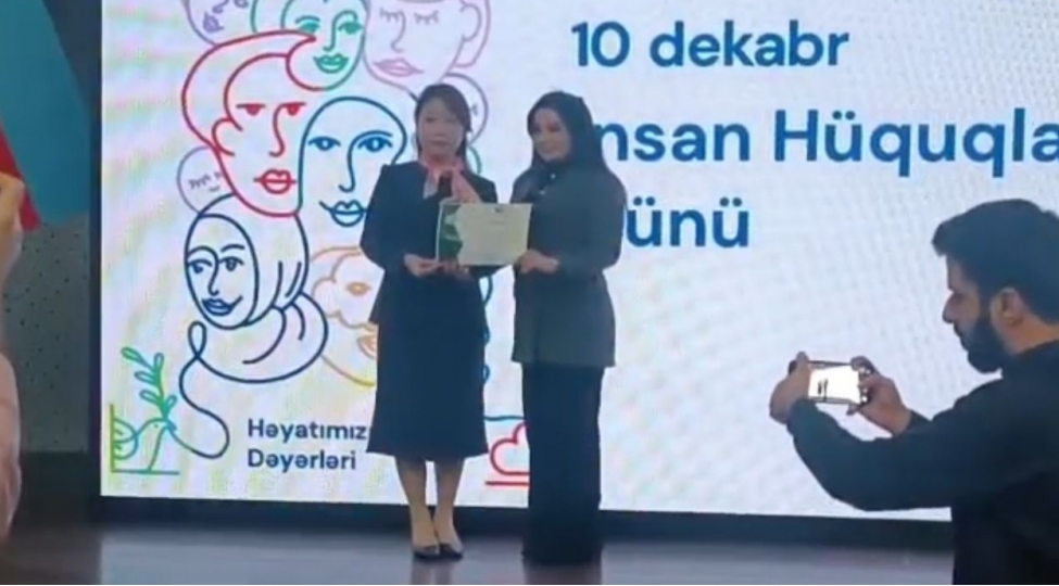 iki-sahil-qezetinin-emekdashi-ombudsmanin-elan-etdiyi-yazi-musabiqesinde-qalib-oldu-video