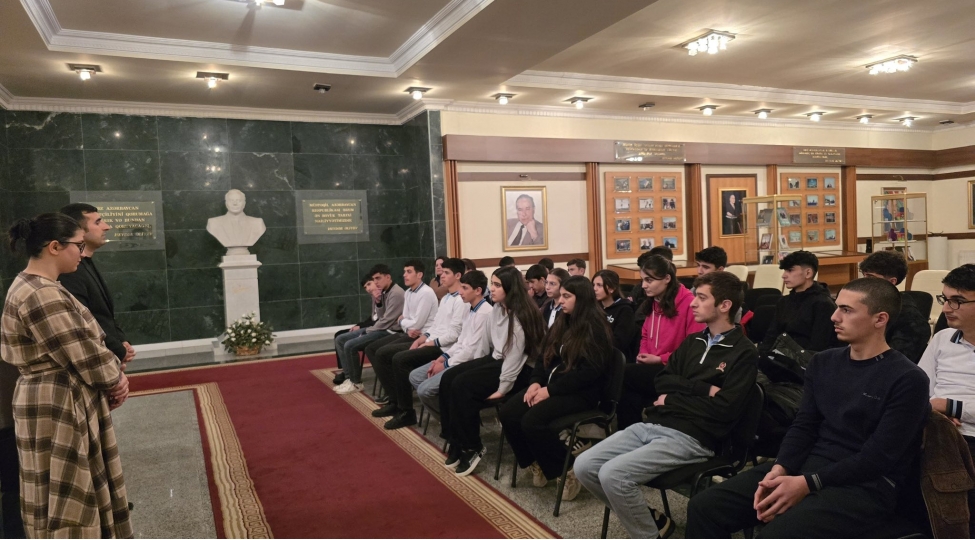 ulu-onder-heyder-eliyev-genclere-miras-qalan-yol