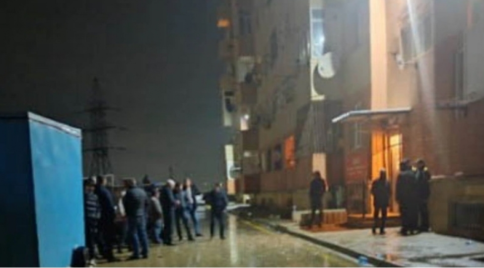 lokbatanda-yashayish-binasinda-yanginda-tustuden-zeherlenmish-daha-bir-nefer-olub