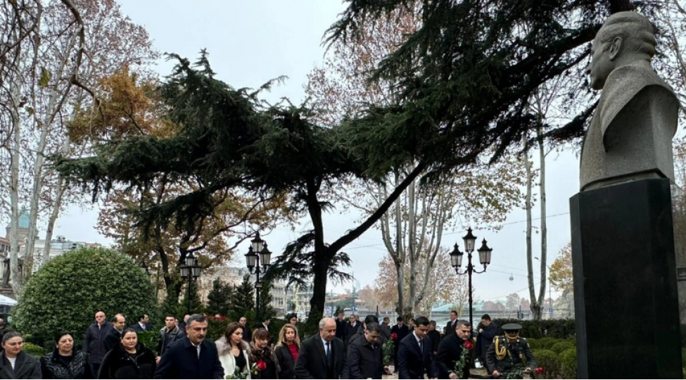 heyder-eliyevin-anim-gunu-gurcustanda-silsile-tedbirlerle-qeyd-olunub