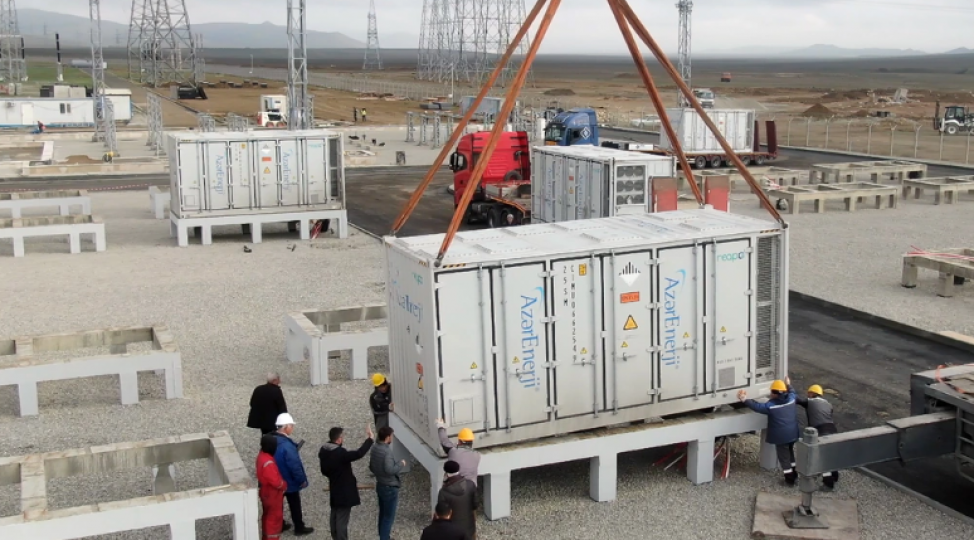 azerbaycanda-regionun-en-iri-batareya-saxlanc-sistemlerinin-qurulmasina-bashlanilib