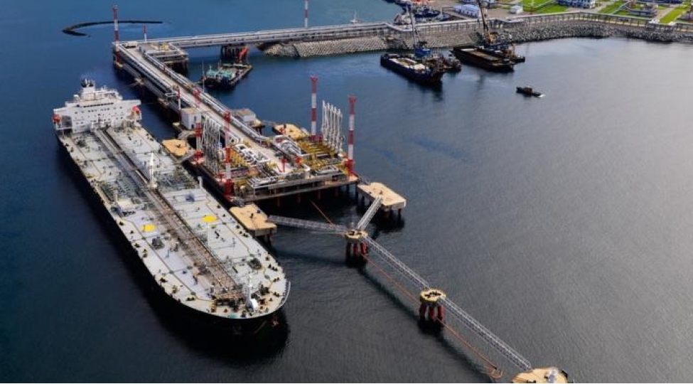 ai-rusiya-nefti-dashidigi-iddia-olunan-40-tankeri-qara-siyahiya-salib