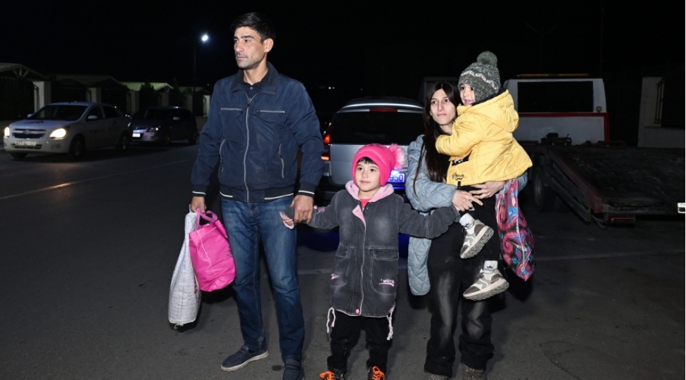 sos-kendine-novbeti-koch-karvani-yola-salinib