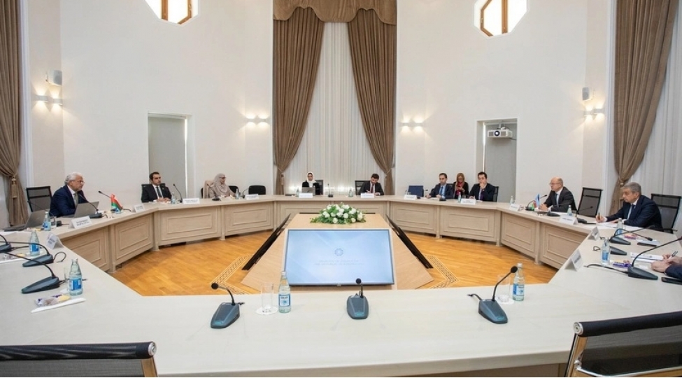 azerbaycan-ve-oman-enerji-sektorunda-emekdashligi-muzakire-edib