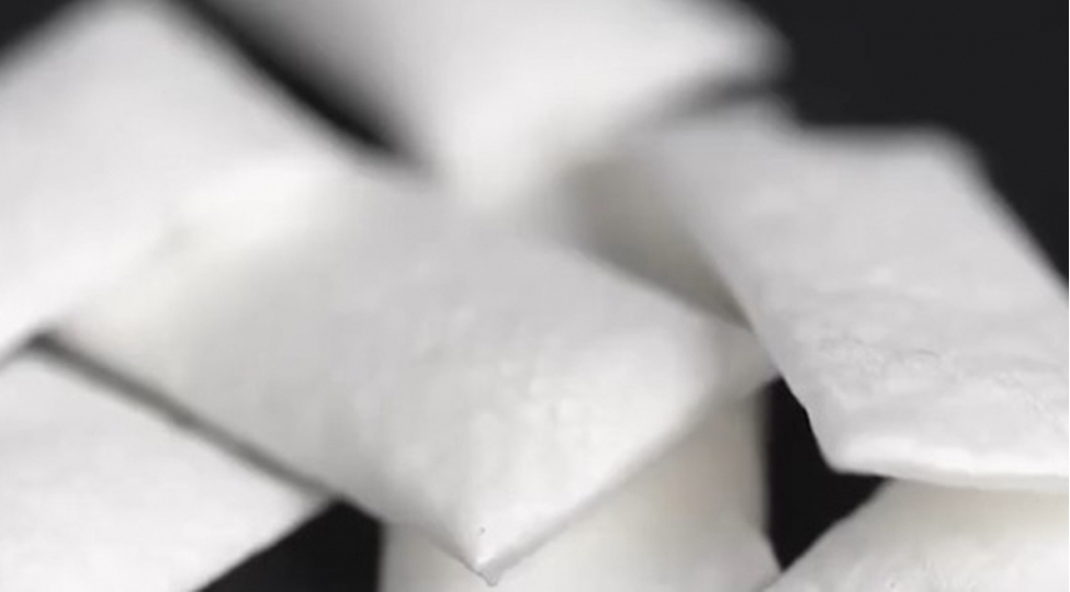 din-shagirdlere-satilan-hemin-mehsulu-arashdirir