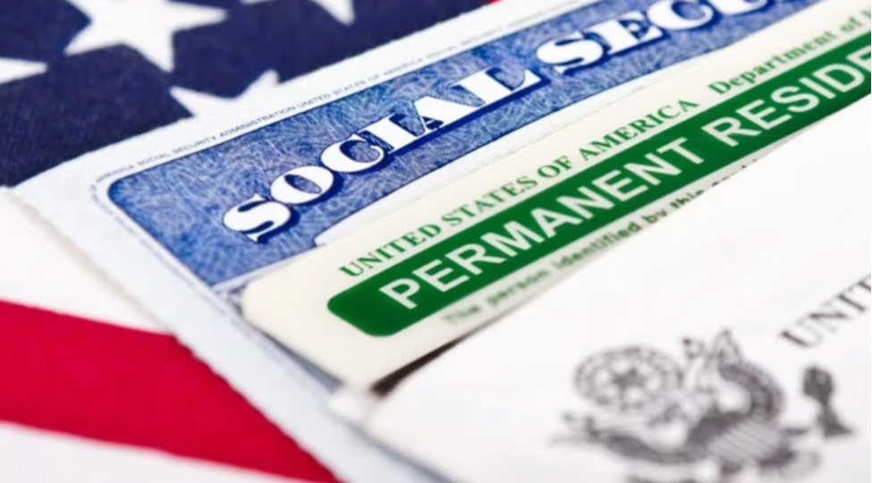 absh-green-cardla-olkeye-gelishi-muveqqeti-dayandirir