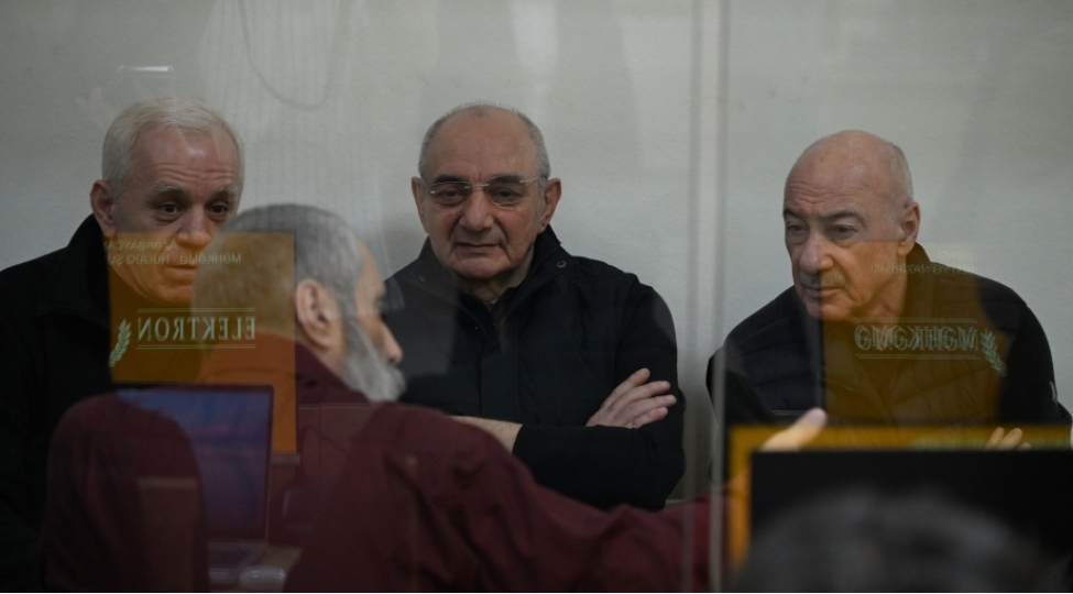 ermenistan-vetendashlarinin-mehkemesi-teqsirlendirilen-shexslerin-son-soz-chixishlari-ile-davam-etdirilib