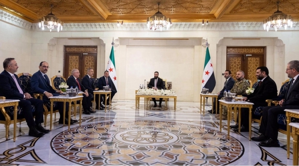 turkiyenin-herbi-siyasi-rehberliyi-suriya-prezidenti-ile-gorushub