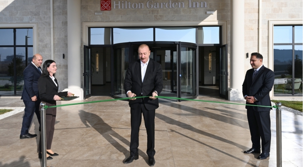 agdam-sheherinde-hilton-garden-inn-agdam-hoteli-istifadeye-verili
