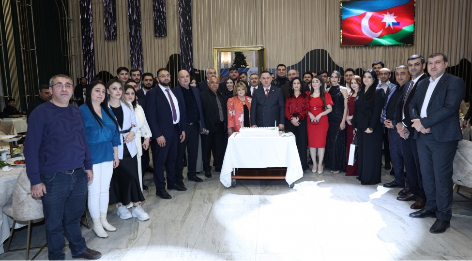 azerbaycan-qiymetlendiriciler-cemiyyeti-2025-ci-ilin-yekunlarina-hesr-olunmush-resmi-tedbir-kechirib