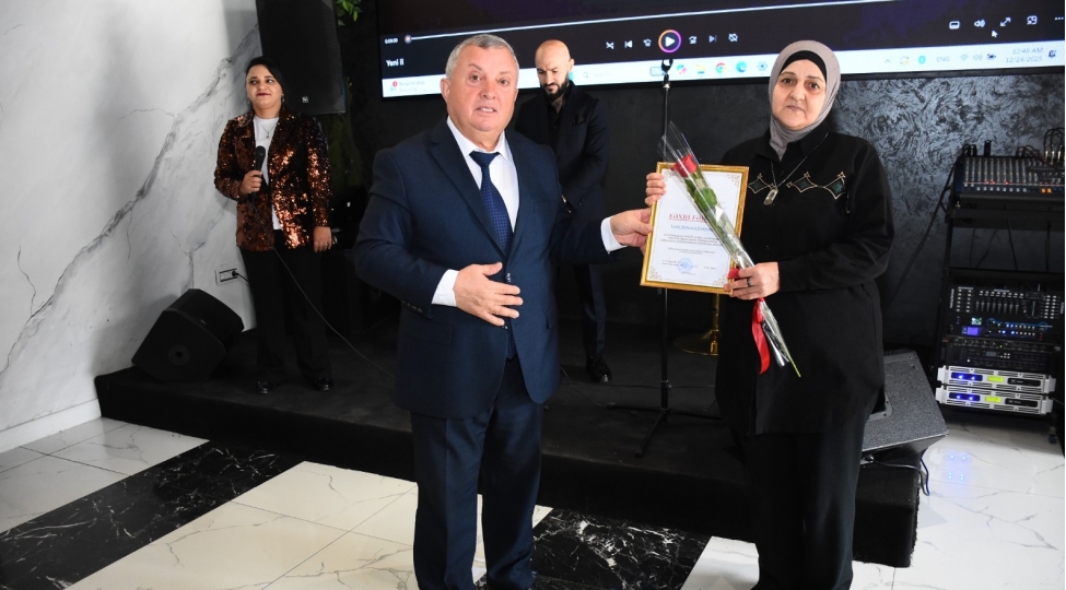 qaradag-rayonunda-31-dekabr-dunya-azerbaycanlilarinin-hemreyliyi-gunu-ve-yeni-il-munasibetile-tedbir-kechirilib