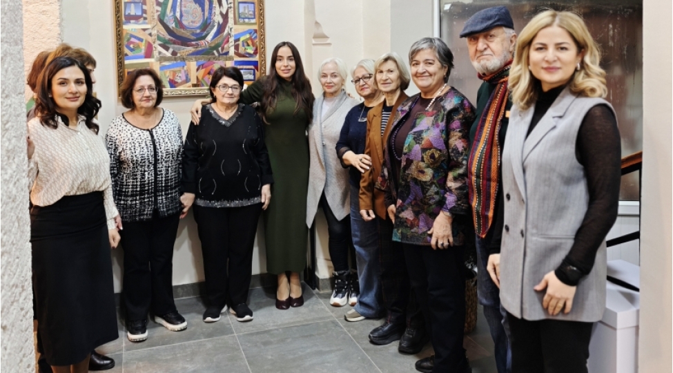 leyla-eliyeva-yasha-merkezinde-yashli-neslin-numayendeleri-ile-gorushub