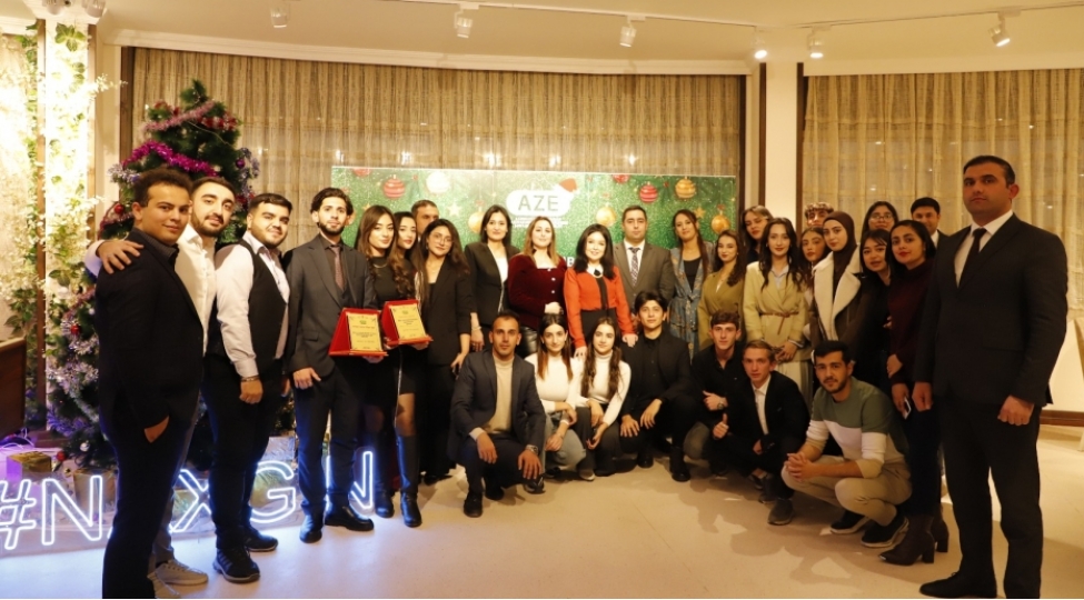 naxchivanda-qabaqcil-gencler-mukafatlandirilib