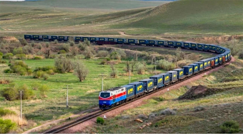 adb-orta-dehlizin-potensialinin-uze-chixarilmasi-serhedlerarasi-fintexin-inkishafini-suretlendirecek