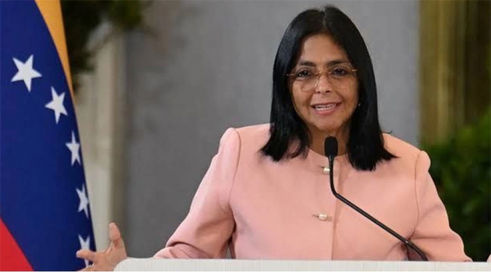 kiv-venesuelanin-vitse-prezidenti-karakasda-bash-veren-partlayishlardan-sonra-tehlukesizlikdedir