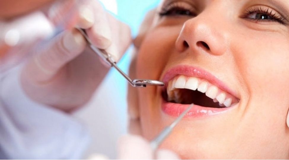 oten-il-74-stomotoloqun-qanunsuz-fealiyyeti-ashkarlanib