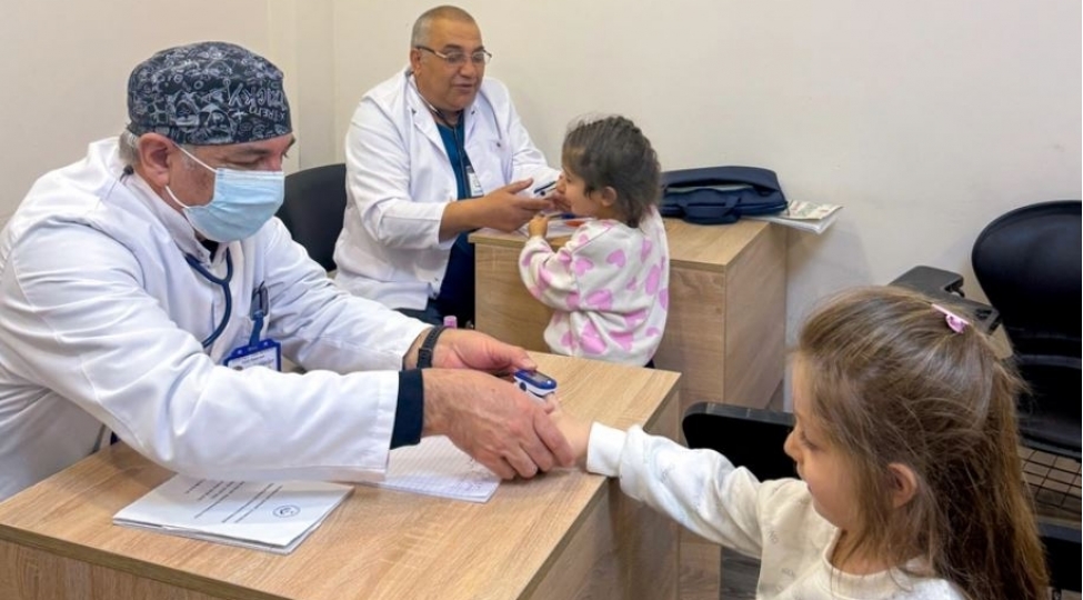 bakida-ushaq-siginacaginda-tibbi-muayineler-teshkil-olunub