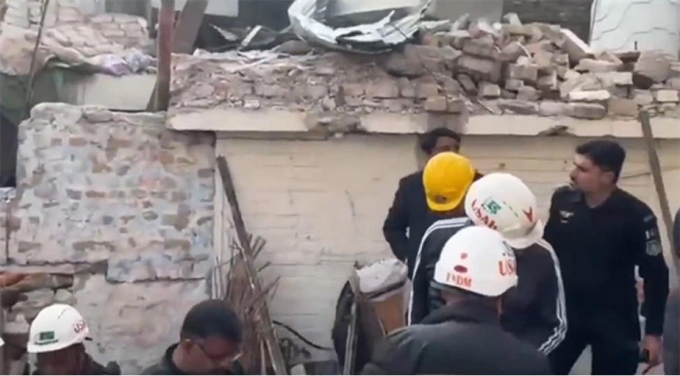 pakistanda-toyda-bash-veren-partlayishda-bey-ve-gelin-olub