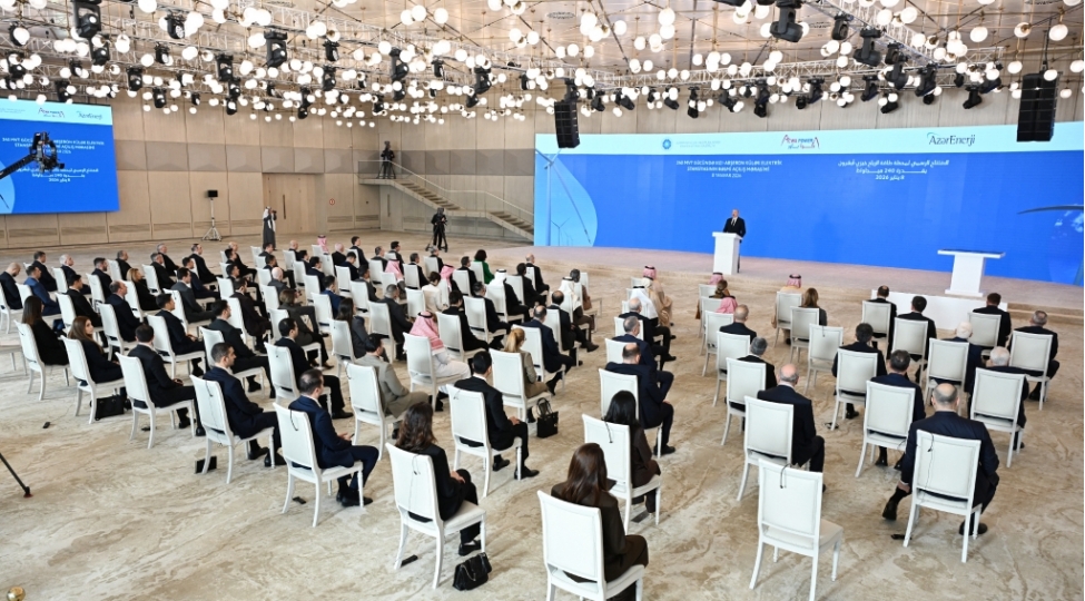 azerbaycanin-enerji-siyaseti-dunyanin-enerji-tehlukesizliyinin-qarantina-chevrilir