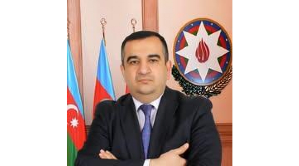 ne-shah-ne-de-ki-molla-yalniz-istiqlal-cavid-ismayil-yazir