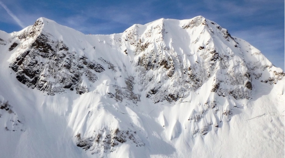 krasnoyarskin-cenubunda-qar-uchqunu-olub