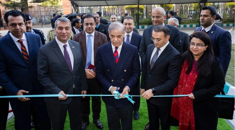 pakistanda-ilk-asan-xidmet-merkezi-fealiyyete-bashlayib-foto